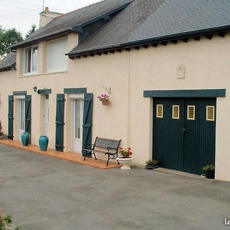 Chambres D'Hotes Regine La Gouesnière Екстериор снимка